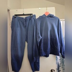 Old Navy Blue dip-dyed hoodie and sweatpants set. Size S